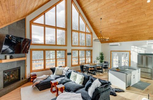 Stratton Mountain House | Stratton Mtn Ski Chalet w/Giant Views in Winhall