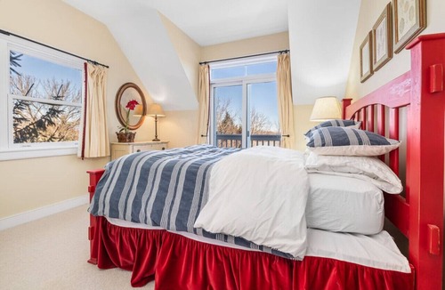 Stratton Mountain Villa | Stratton Springs Premier End Unit with Hot Tub