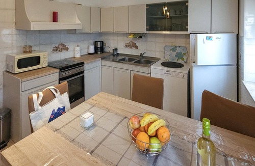 Kukci Apartment | Stunning apartment in Porec with WiFi
