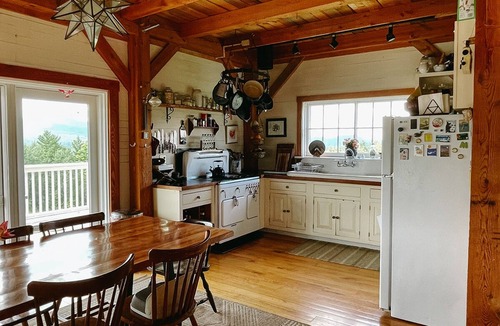 Roxbury House | Stunning Mountain View Home - with swimming pond!