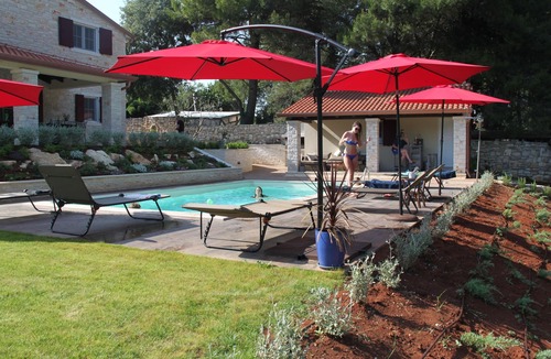 Tar-Vabriga Villa | Stunning Villa, with pool, 10+ guests, 2 km from sea, privacy and relax