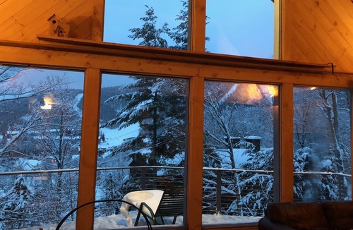 Warren Ski Chalet | Sugarbush, Ski in / Ski out, Rustic Classic Chalet, Spectacular Views, Enjoy !!!