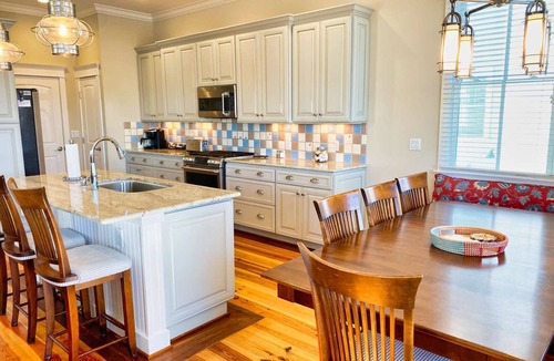 Cape Charles House | Sunny Side Up Home with Panoramic Water Views