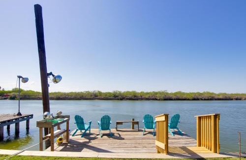 Arroyo City Apartment | Sunny, Waterfront Rio Hondo Studio w/Shared Perks