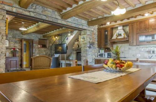 Castelvecchio House | Tenuta Daussie'
