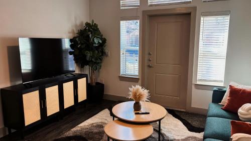 Farmers Branch Apartment | The City Nest - Near Dallas & DFW Airport