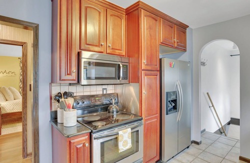 Central Clintonville House | The Clintonville Casita | Walkable & Inspiring