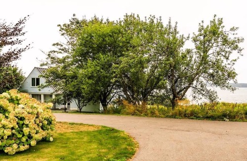 Friendship House | The Cottage at Seaside in Friendship