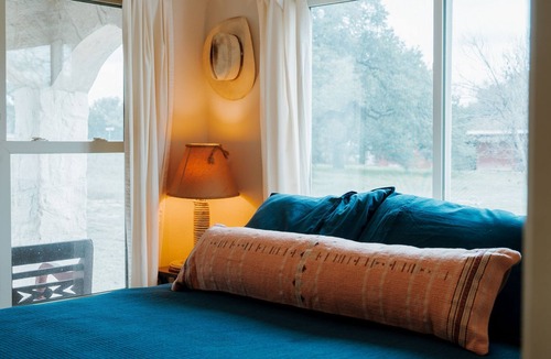 Johnson City House | The Country Life Experience, Close to Distilleries, Wineries, and Wedding Venues