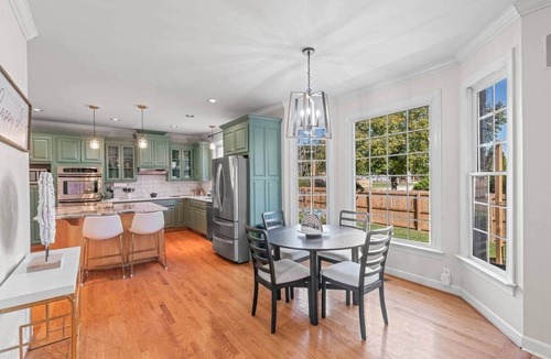 Newport News House | The Farmington Retreat