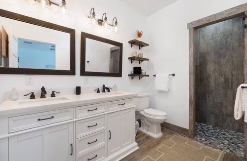 Fredericksburg House | The Get Away - Relaxing 12 Acres