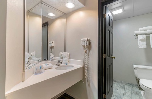North Conway Hotel | The Green Granite North Conway, an Ascend Collection Hotel