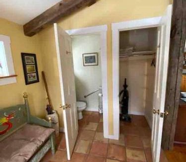 Rochester House | The Guest House at Sky Hollow