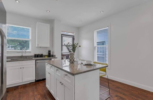 Italian Village House | The Retro Sleepover Pad- 2 BR/1.5BA