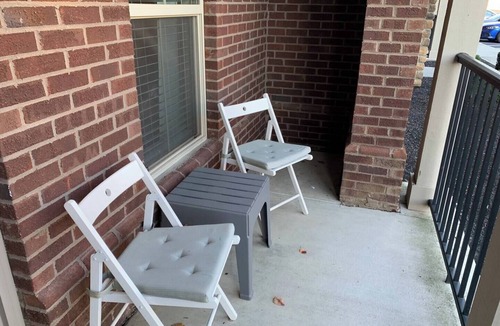 Westerville Apartment | The Snowbird Suite | 1st Floor | Walk-In Shower