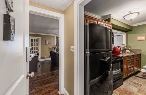 Peachtree Center Condo | The VFT Crown Suite-Downtown Atlanta Location