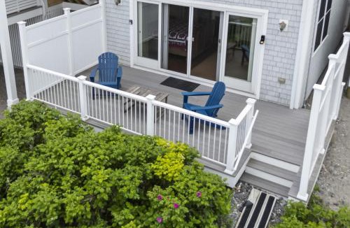 Ogunquit Apartment | Tide's Edge Oceanfront Condo