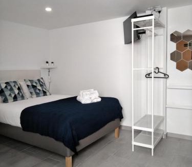 Santa Maria dos Olivais Apartment | Tomarhousing - Studio