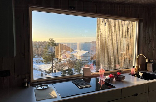 Drobak House | Traditional cabin in modern Drøbak