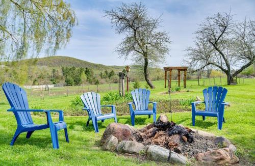 Irasburg House | ‘True North Farm House’ - Historic Family Home