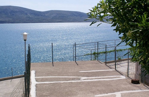 Zubovici Apartment | Two bedroom apartment with terrace and sea view Zubovići, Pag (A-241-b)
