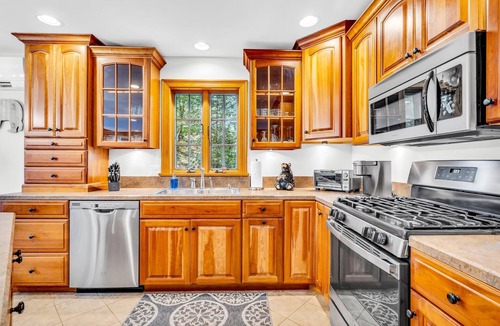 Bethel House | Ursa Major House - Quiet family getaway, minutes from skiing, hiking, biking.