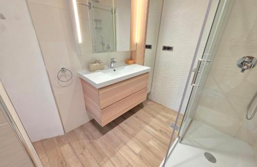 Jadranovo House | Villa Dvojac Holiday house with Jacuzzi and grill