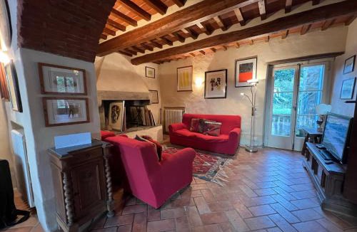 Le Piazze Villa | Villa Elena Tuscany - Pool & Garden Arezzo - IHH