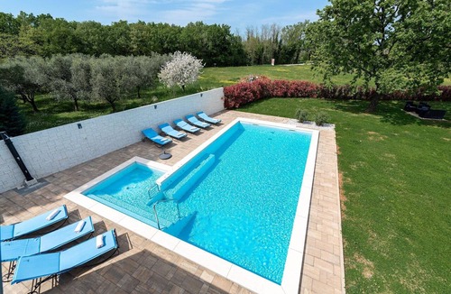Brtonigla Villa | Villa in Istria with Heated Eco Pool