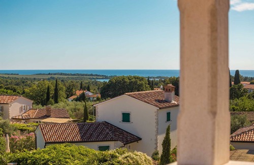 Vabriga Villa | Villa Vanessa – Architectural Design Villa with Sea View