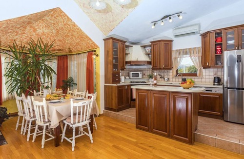 Srinjine Villa | Villa Zaklina - Four Bedroom Villa, Sleeps 10