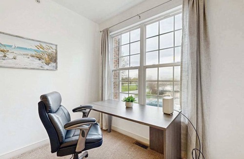 Villages of Five Points House | Village of Five Points townhouse with community pool, gym, and tennis access