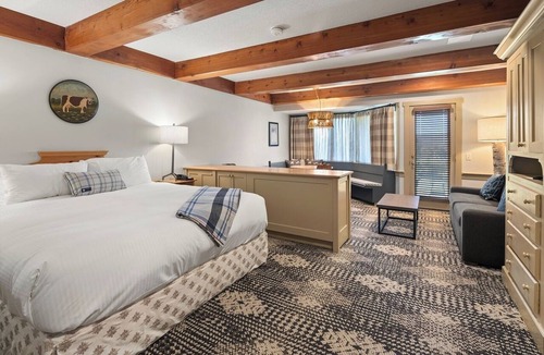 Moscow Cabin | von Trapp Family Lodge & Resort