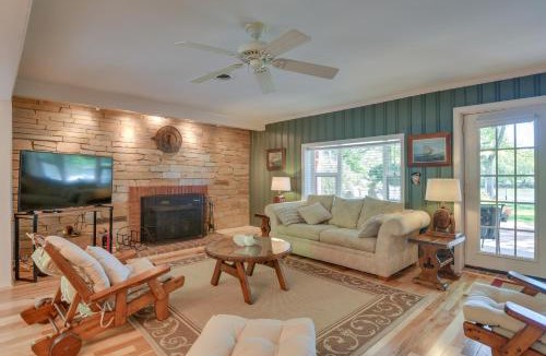 Annapolis House | Waterfront Annapolis Cottage: Fire Pit & Pier