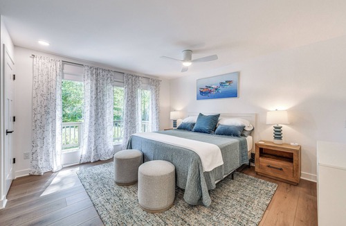 Urbanna Cottage | Waterfront Urbanna Home w/Private Dock