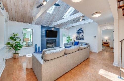Urbanna House | Waterfront Urbanna Home w/Private Dock