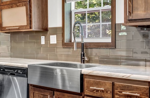 Winterport House | Welcoming 3-bedroom home with jacuzzi