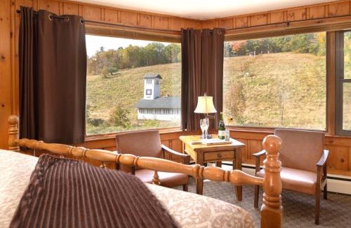 Jackson Hotel | Whitneys Inn at Black Mountain