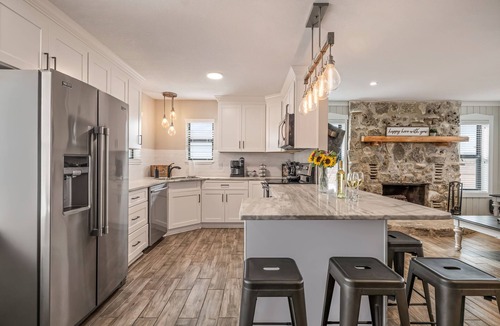 Fredericksburg House | Wine Trail Oasis | Pool | Hot Tub |Near Luckenbach