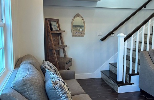 Camp Ellis Cottage | Wonderful 4-bedroom apartment with AC in peaceful Saco