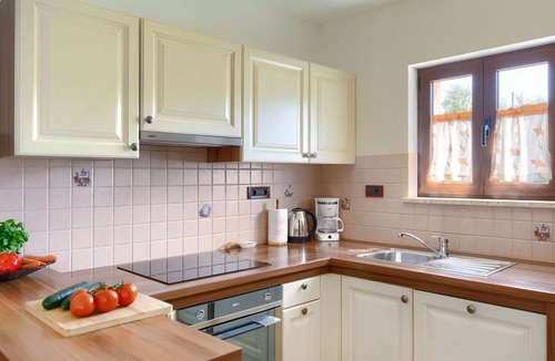Vosteni Villa | Wonderful private villa for 8 people with hot tub, WIFI, private pool, A/C, TV and patio
