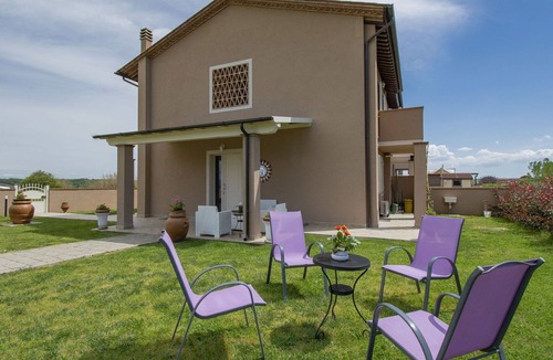 Cascine-La Croce House | Wonderful villa for 5 people with A/C, WIFI, TV, patio and pets allowed