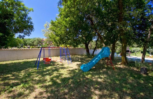 Pavicini Villa | Wonderful villa Fuma with pool near the beach, big kids playground