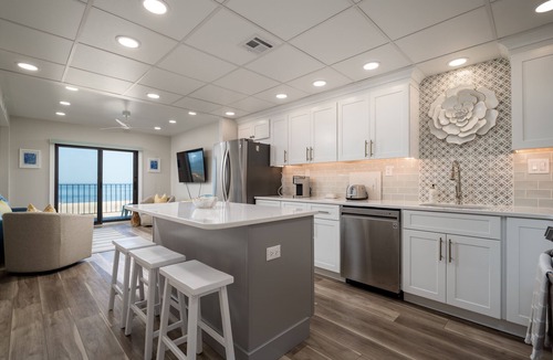 Lewes Condo | Wow! Renovated 3rd floor bayfront condo!