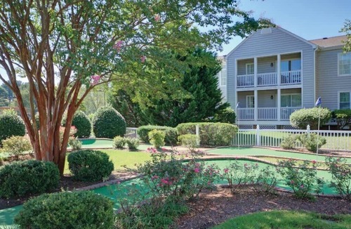 Williamsburg Condo | Wyndham Kingsgate 3BR Apartment with Resort Access