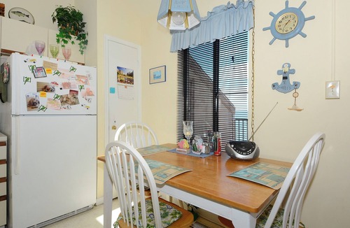 Midtown Ocean City Condo | XPLORIE ACTIVITIES & LINENS INCLUDED*! PANORAMIC VIEWS! Bahama Princess-Direct bayfront 2BR/2BA condo.