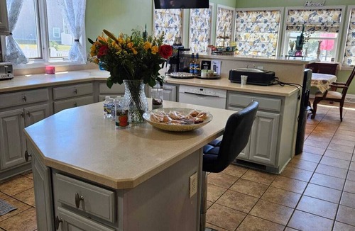 Millsboro House | Your vacation home of 4200sq ft Millsboro.Pet friendly,Private Pool Jacuzzi etc