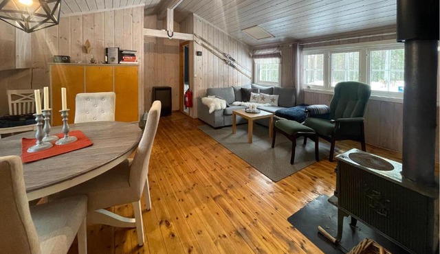 2 Bedroom Stunning Home In Kirkenær