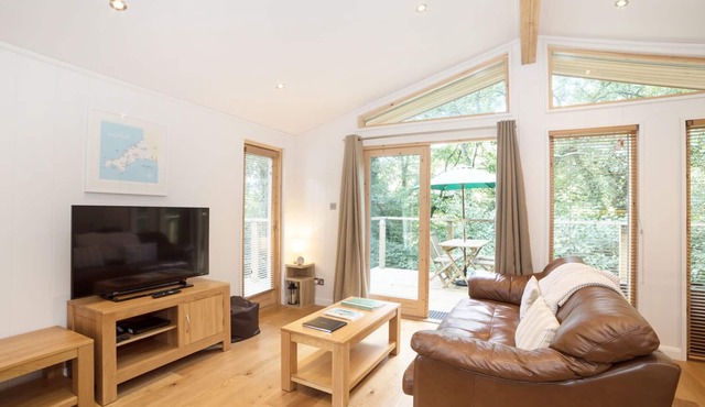 7 Streamside in Looe