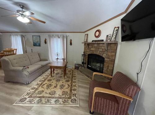 All Season Fun and Cozy Home in Island Falls, ME